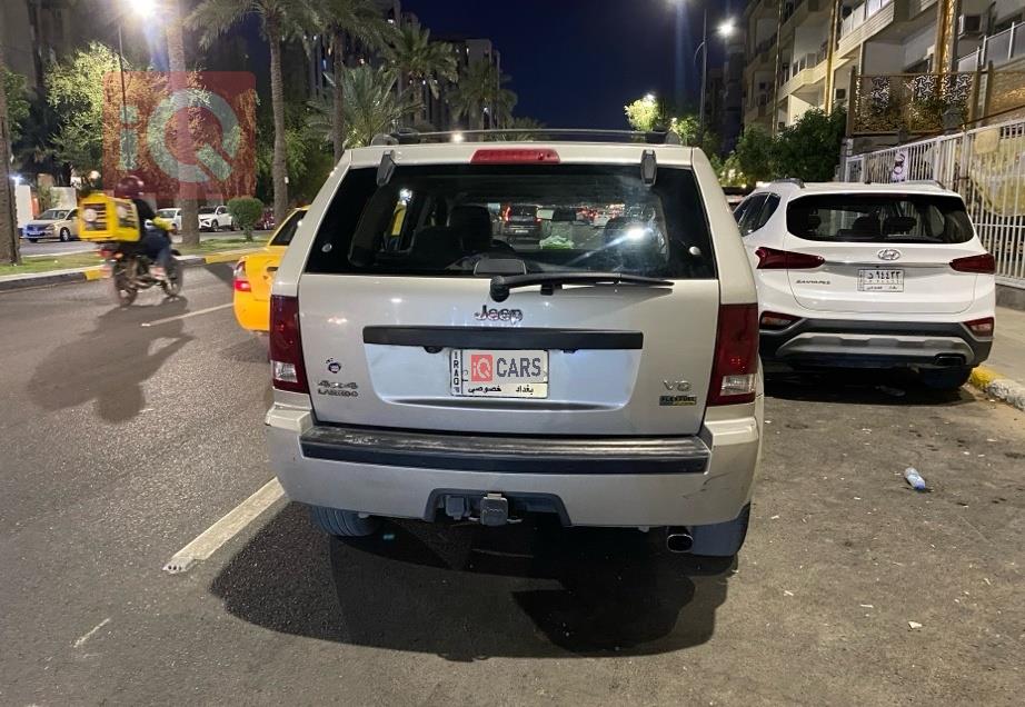 جیپ گراند شیرۆکی